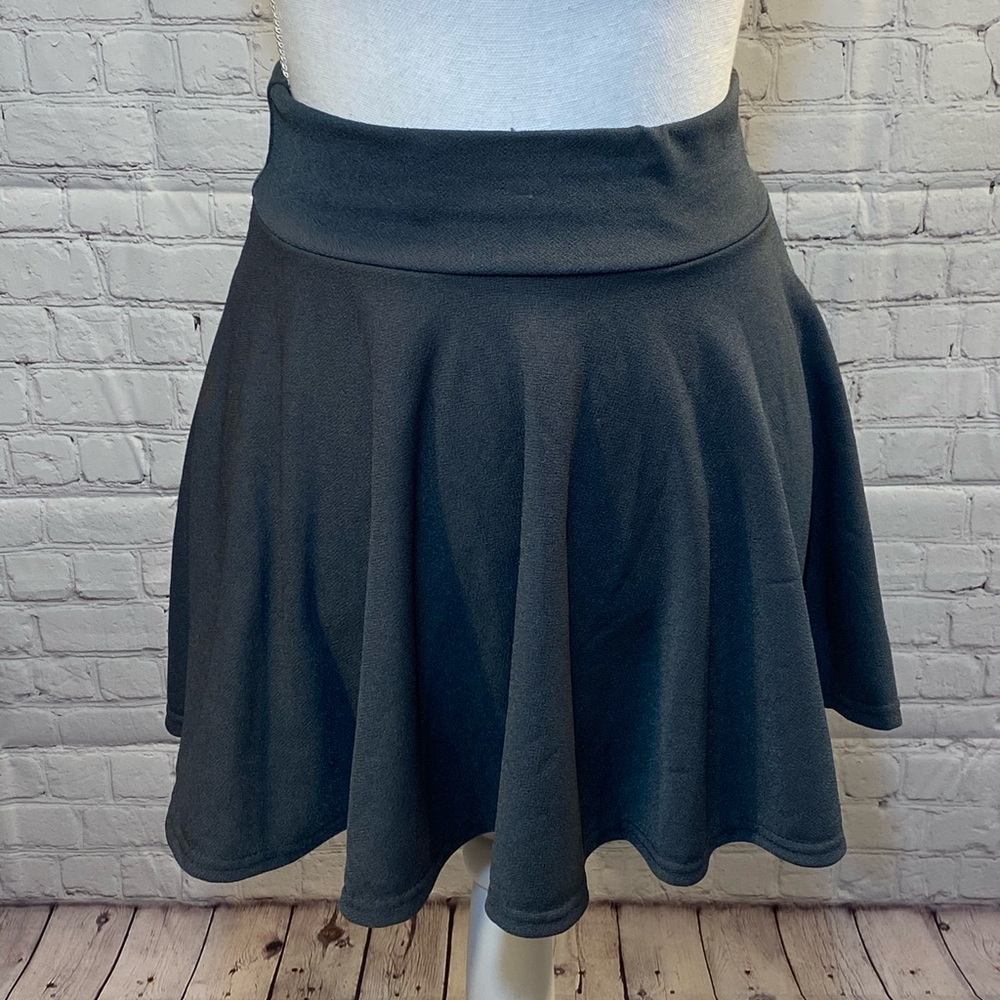 Gray Skater Skirt-Small - Picture 1 of 2
